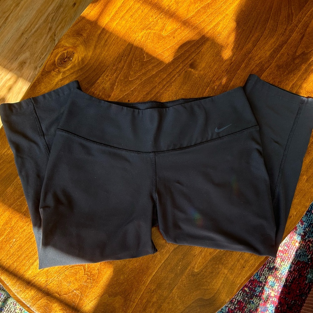 Nike Dri-Fit cropped legging